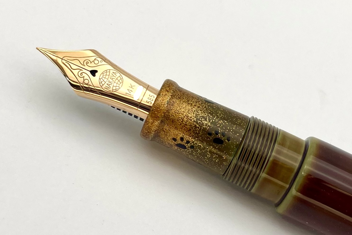 NakayaPiccoloLongWriterHekiTamenuriwith6BlackpawsandNashijionGripSectionFP_9